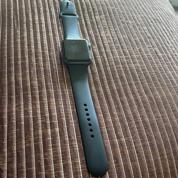Apple Watch 3 series.
